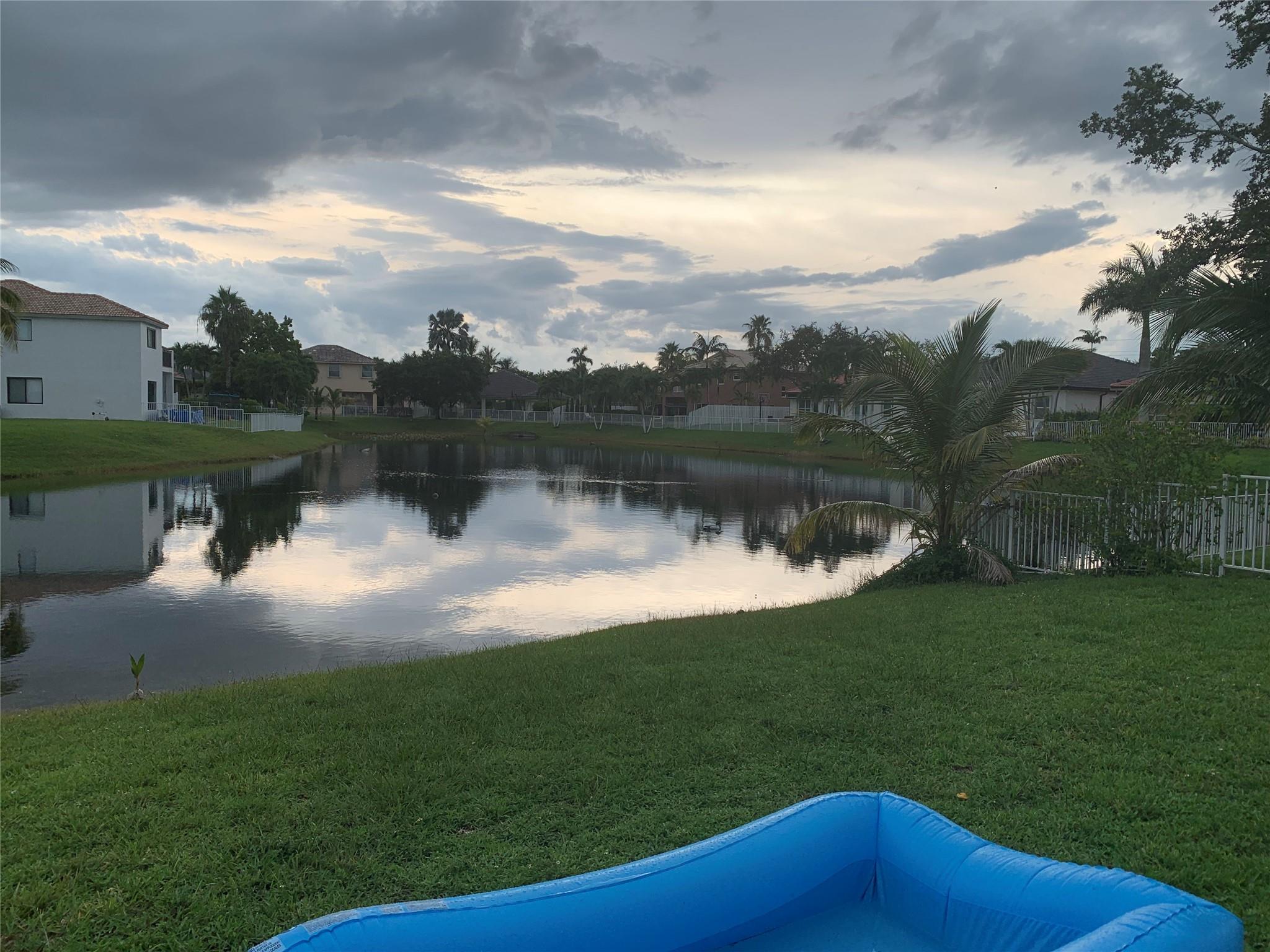 Windsor Palms 160-17 B - Residential