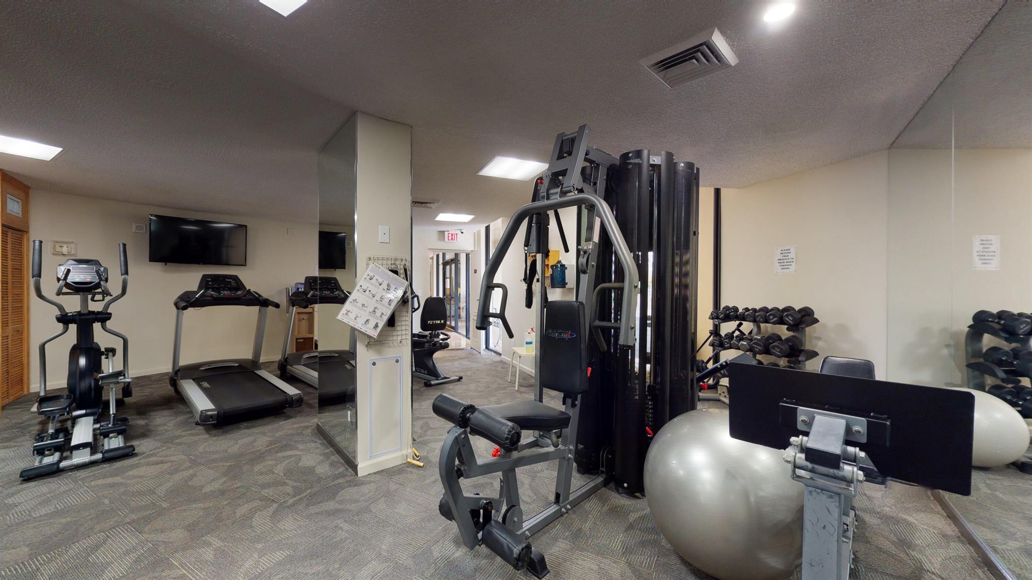 PHOENIX TOWERS CONDO - Residential Lease