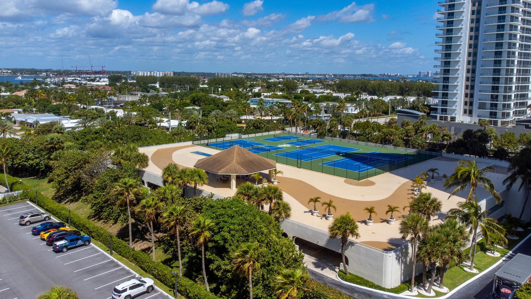 PHOENIX TOWERS CONDO - Residential Lease