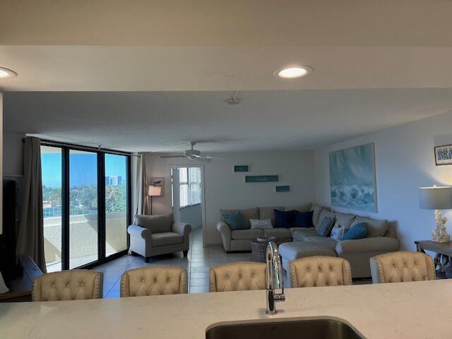 PHOENIX TOWERS CONDO - Residential Lease