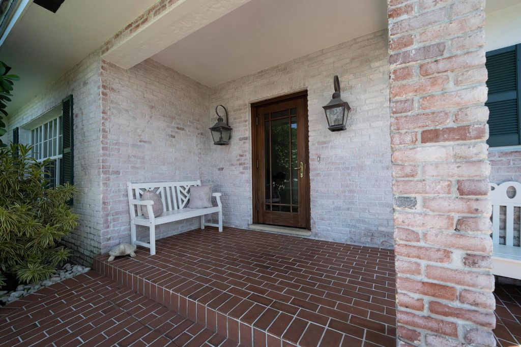 Photo of 230 Osceola Way, Palm Beach, FL 33480 (MLS # R11019299)