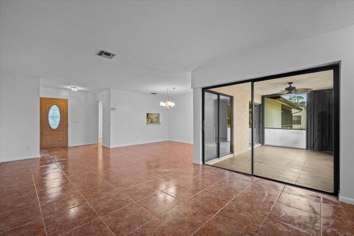 VILLAGES OF WOODLAKE 1 - Residential