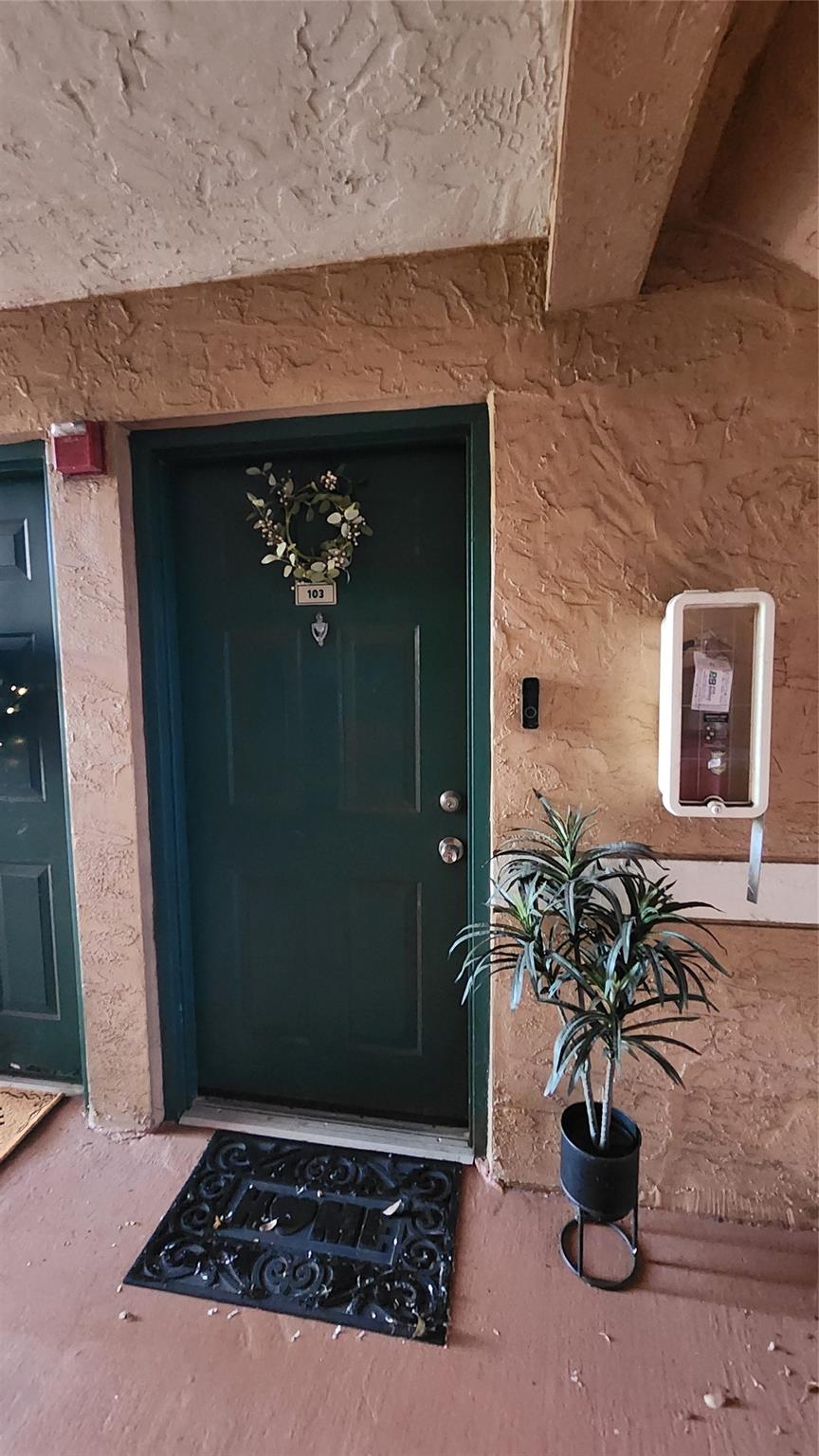 Riviera Palms Condo - Residential Lease