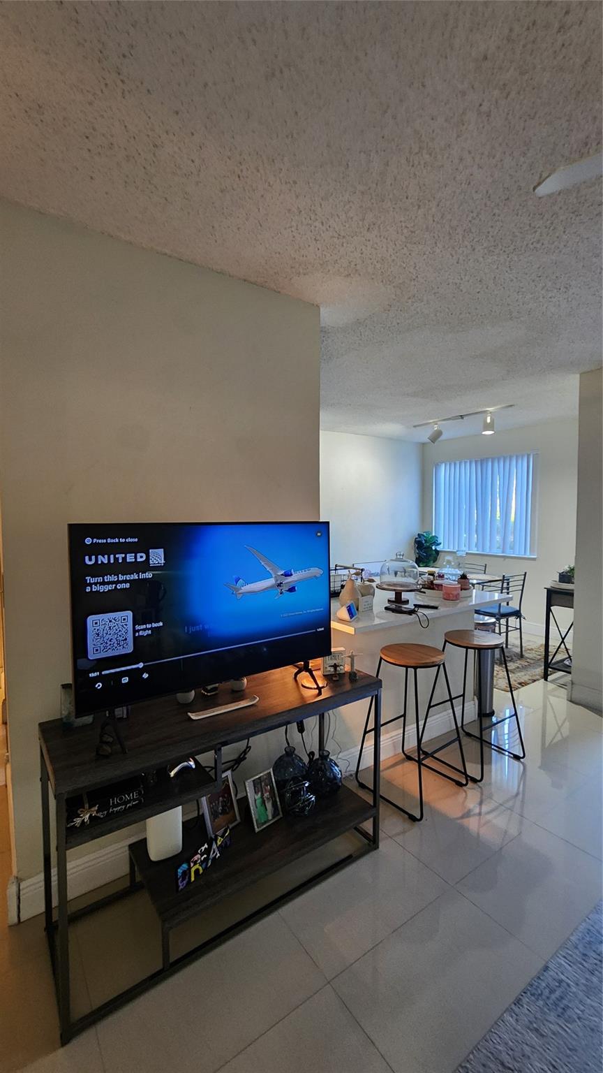 Riviera Palms Condo - Residential Lease
