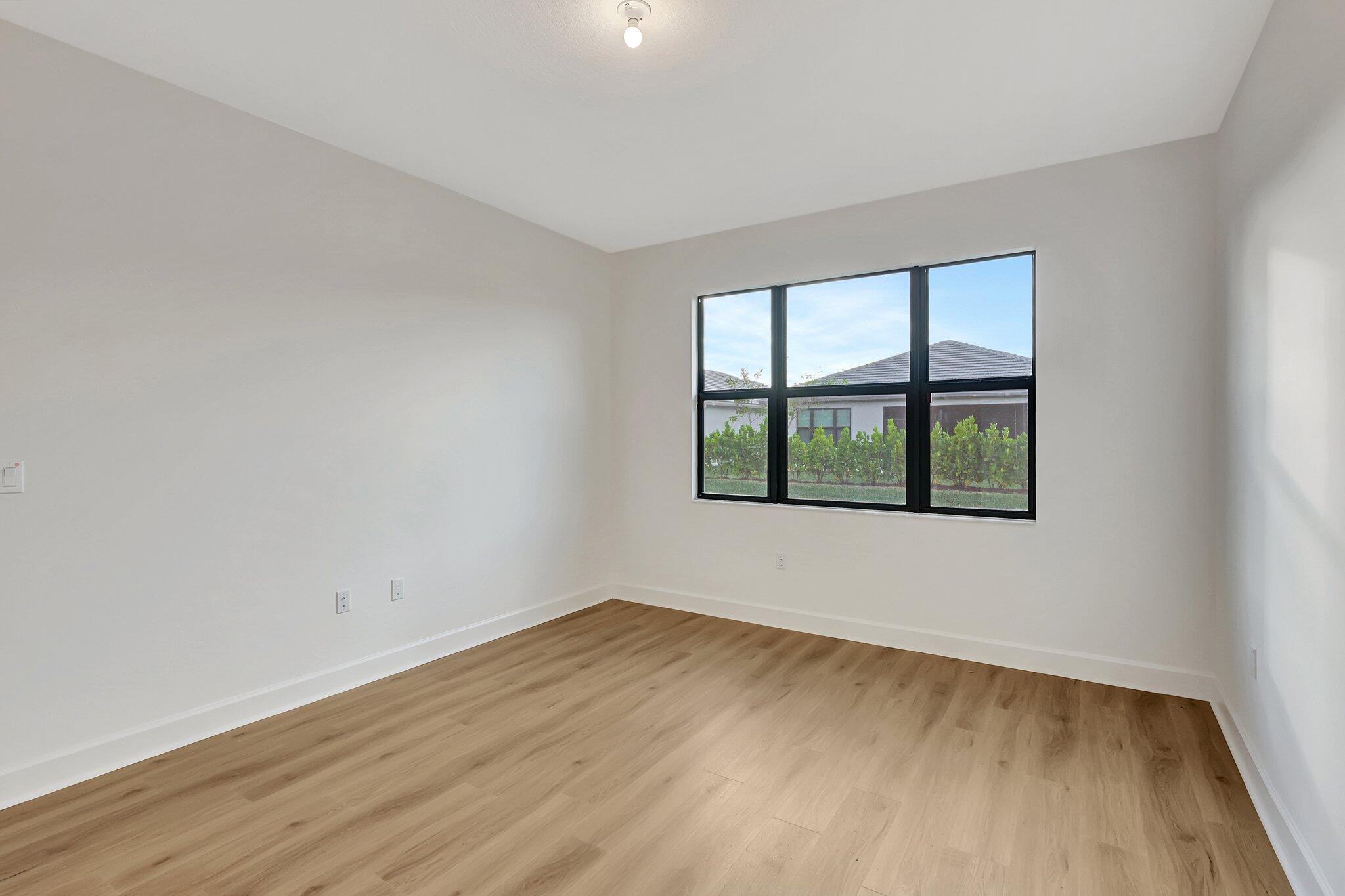 Riverland Valencia Walk - Residential Lease