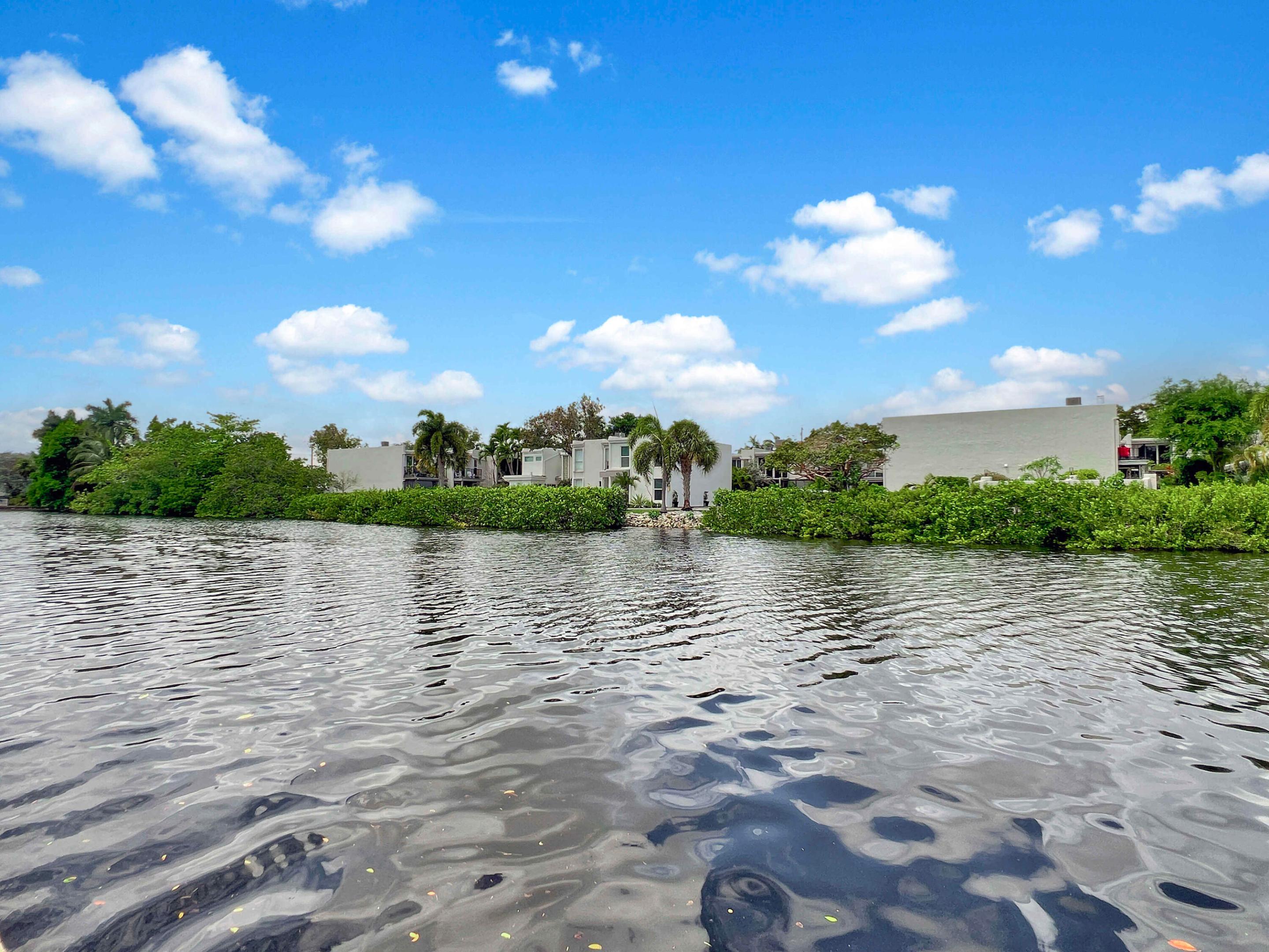 CAMELOT SHORES CONDO - Residential