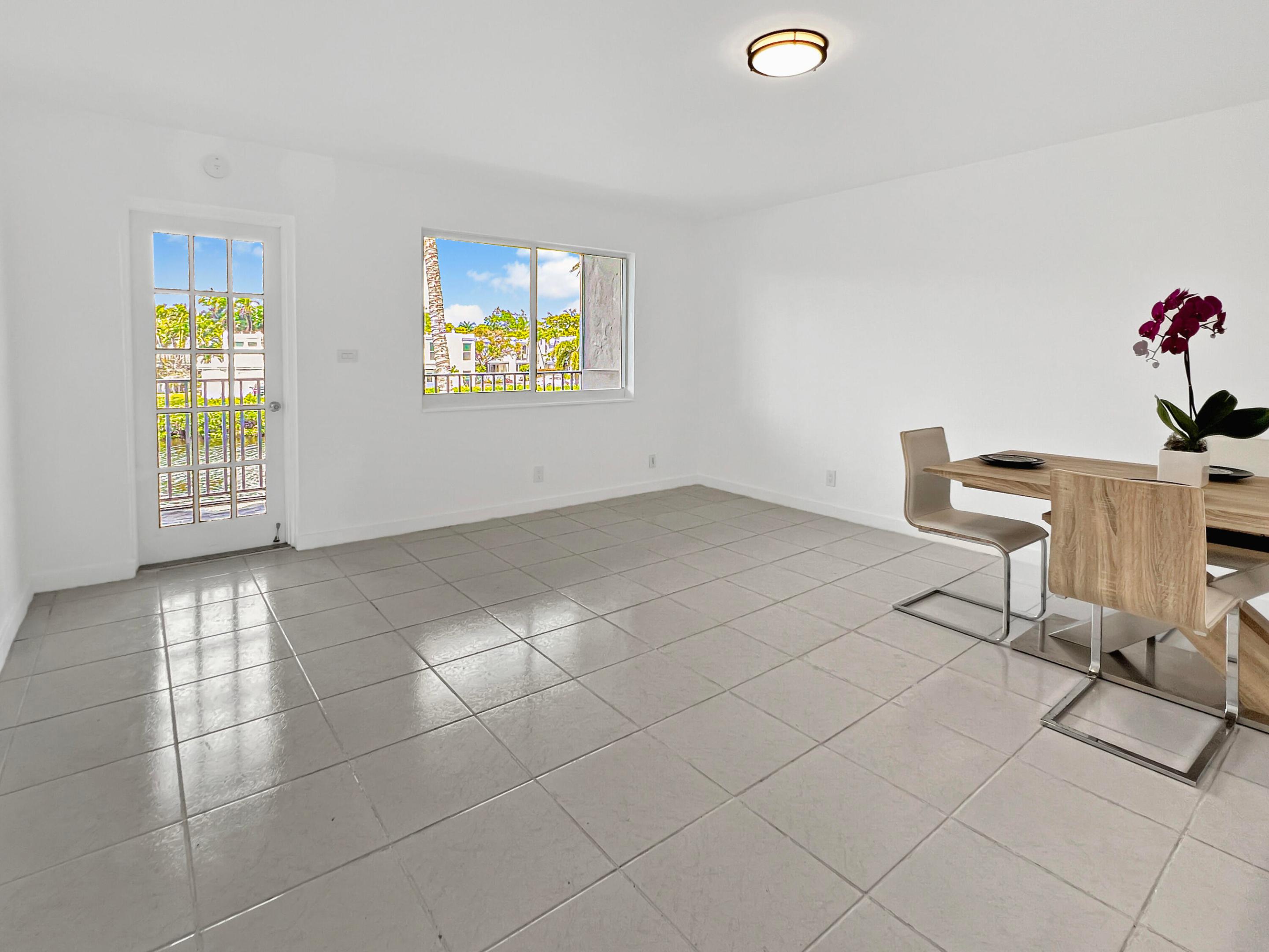 CAMELOT SHORES CONDO - Residential