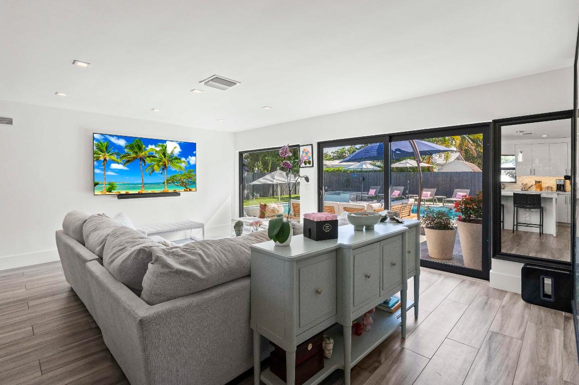 SEACREST HILLS - Residential