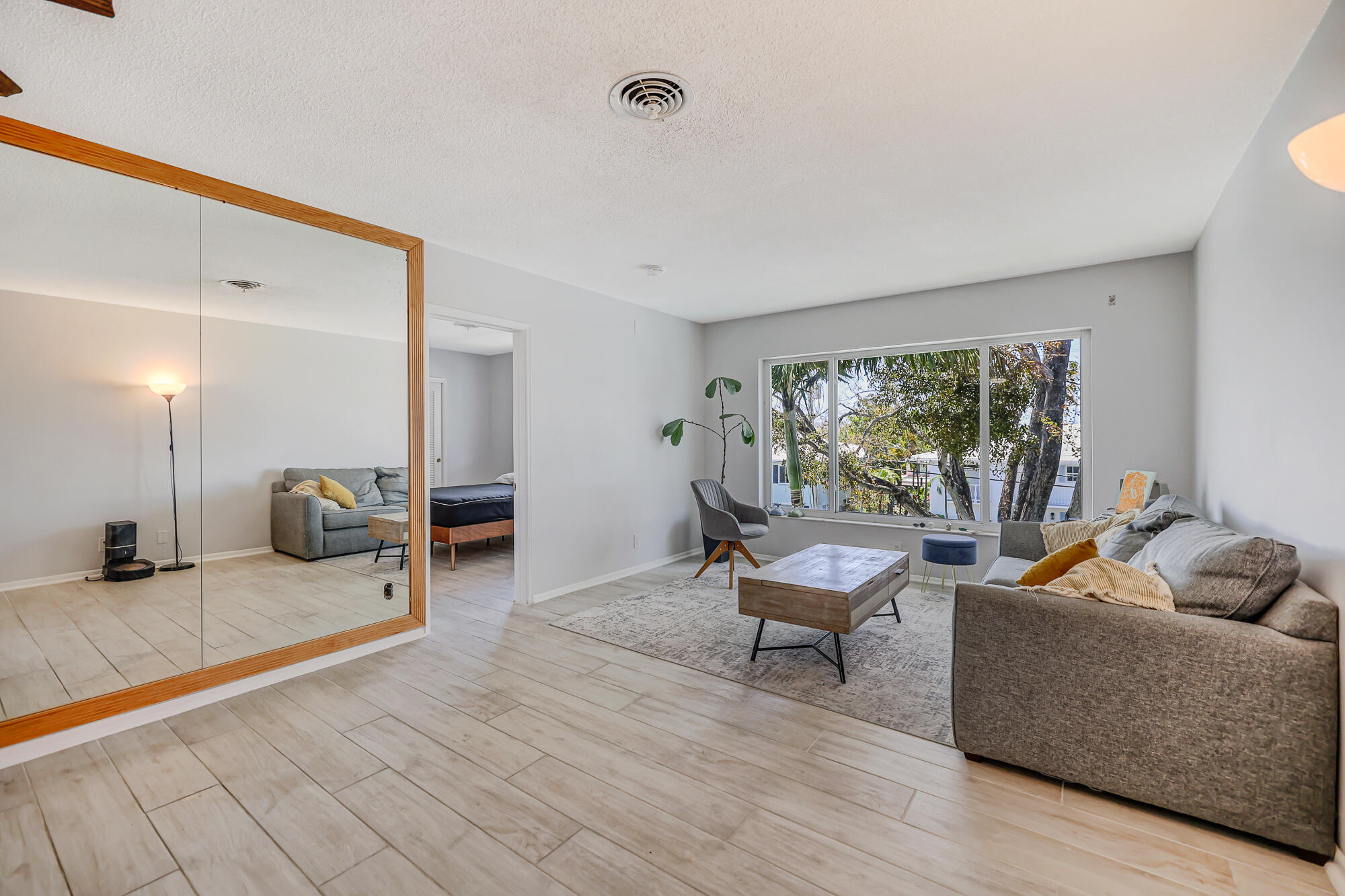 REGENCY HOUSE CO-OP - Residential