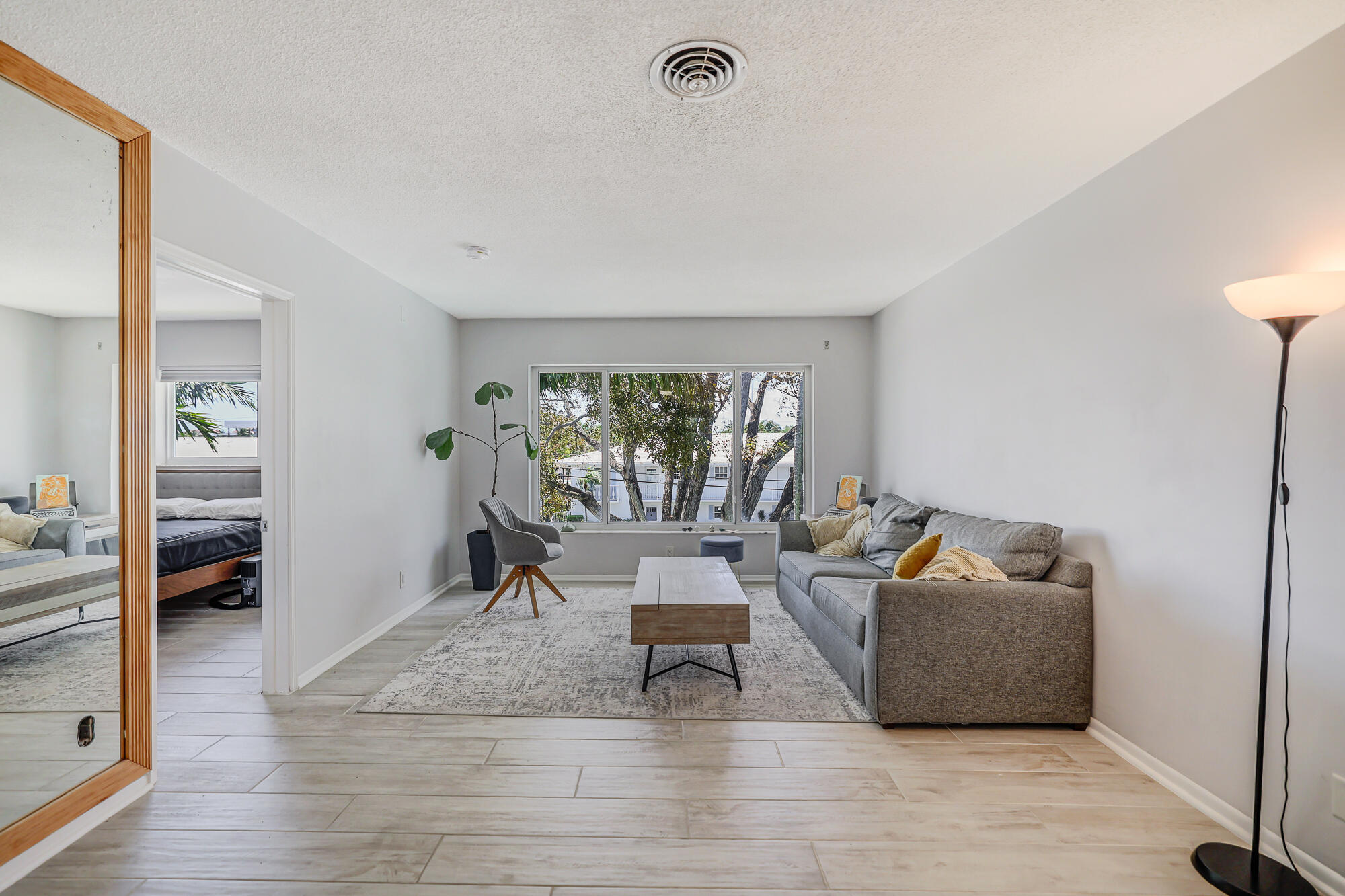 REGENCY HOUSE CO-OP - Residential