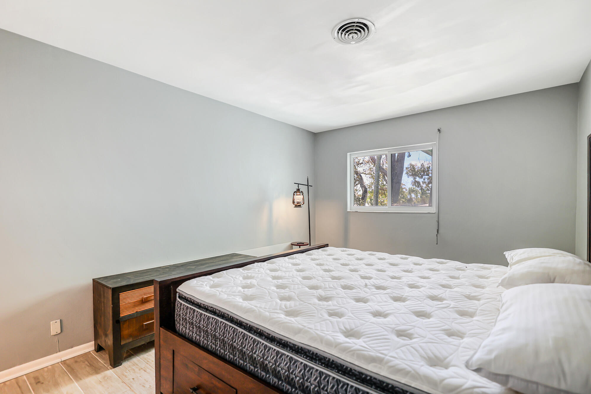 REGENCY HOUSE CO-OP - Residential