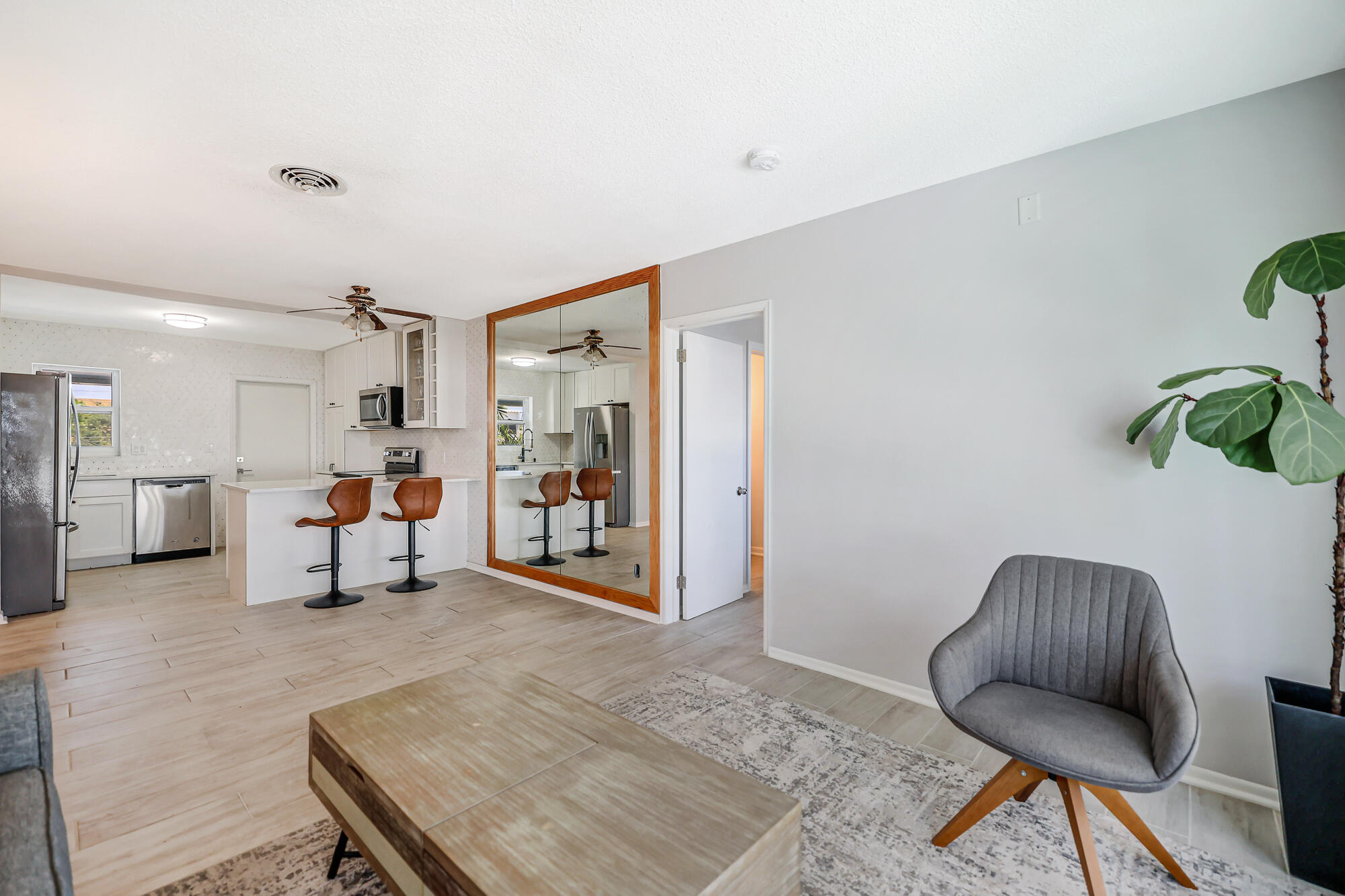 REGENCY HOUSE CO-OP - Residential