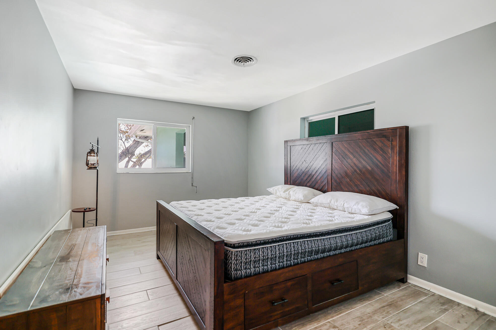 REGENCY HOUSE CO-OP - Residential