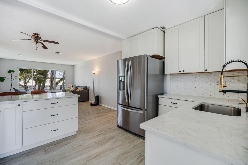 Photo of 2829 NE 30th Street #302, Fort Lauderdale, FL 33306 (MLS # B26015250)