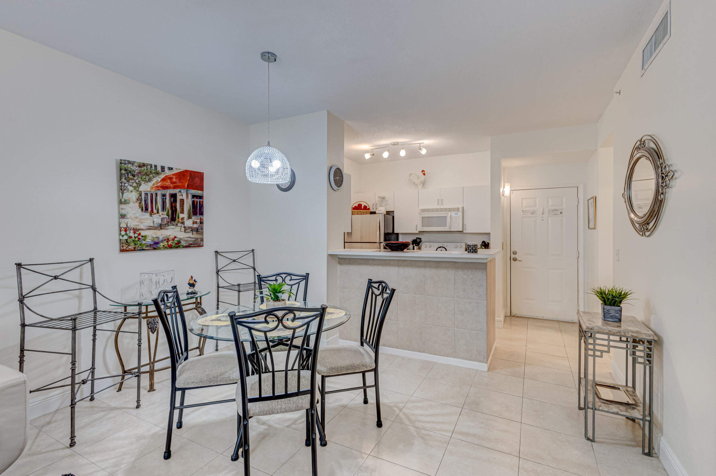 COURTYARDS IN CITYPLACE CONDO - Residential Lease