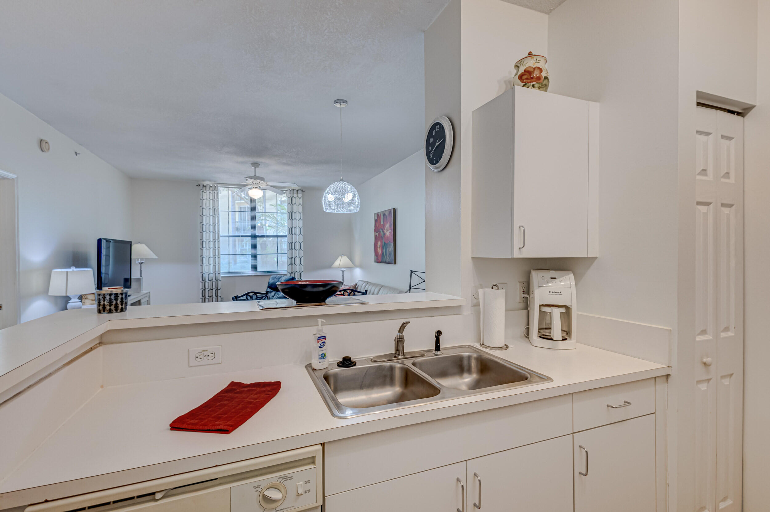 COURTYARDS IN CITYPLACE CONDO - Residential Lease