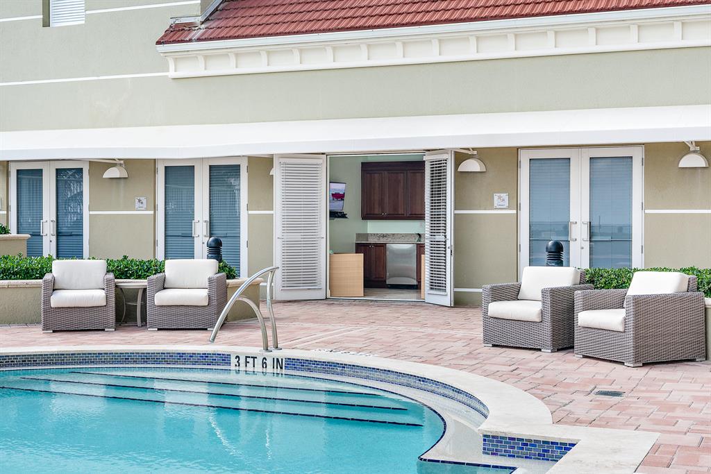 Ocean's Edge - Residential