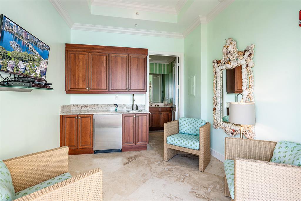 Ocean's Edge - Residential