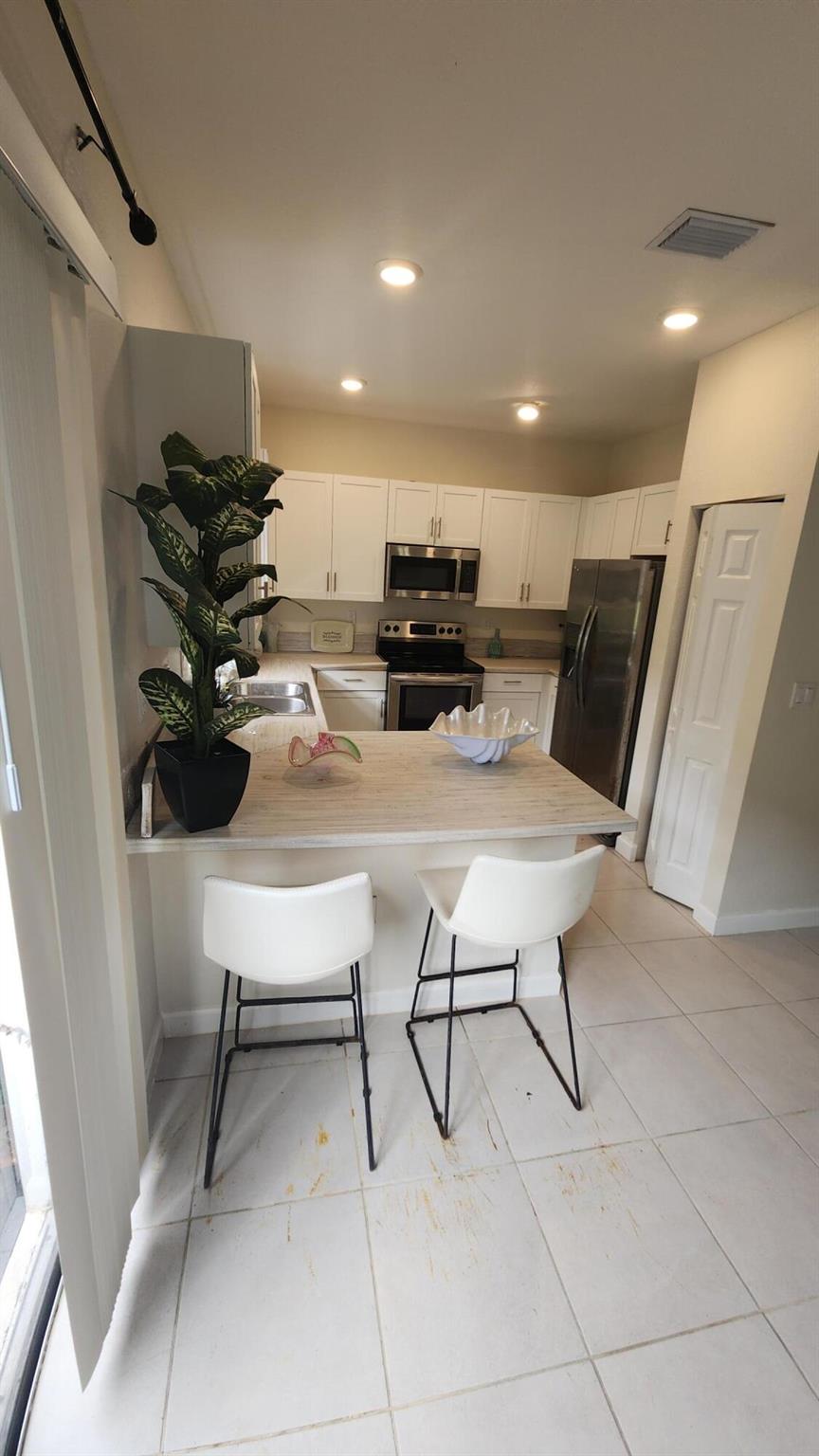 PALOMINO LAKES / TROTTERS - Residential