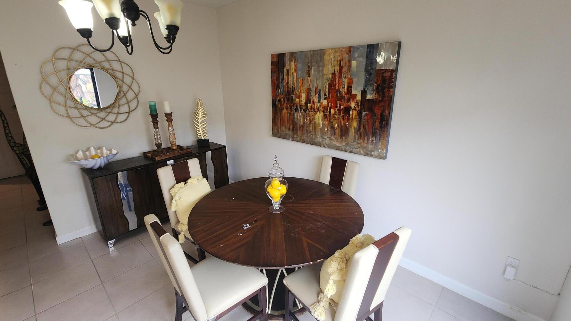PALOMINO LAKES / TROTTERS - Residential