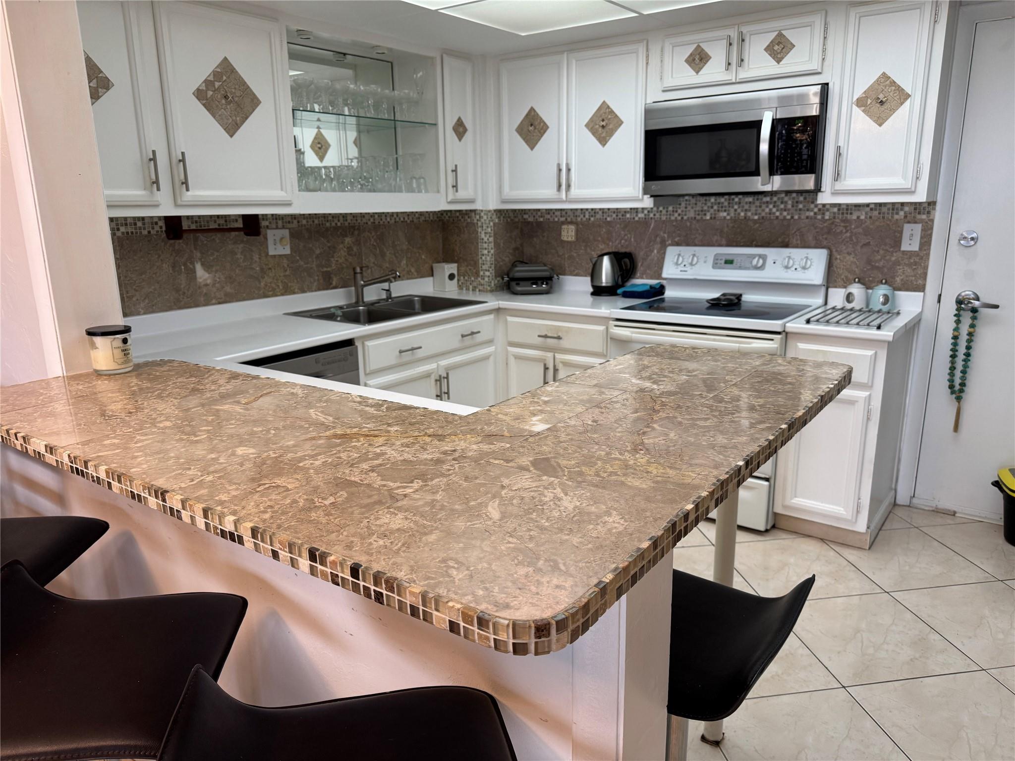 Regency Tower South Condo - Residential Lease