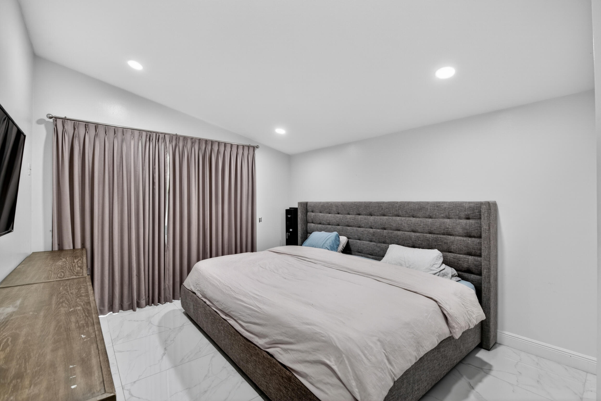 TOWNGATE - Residential