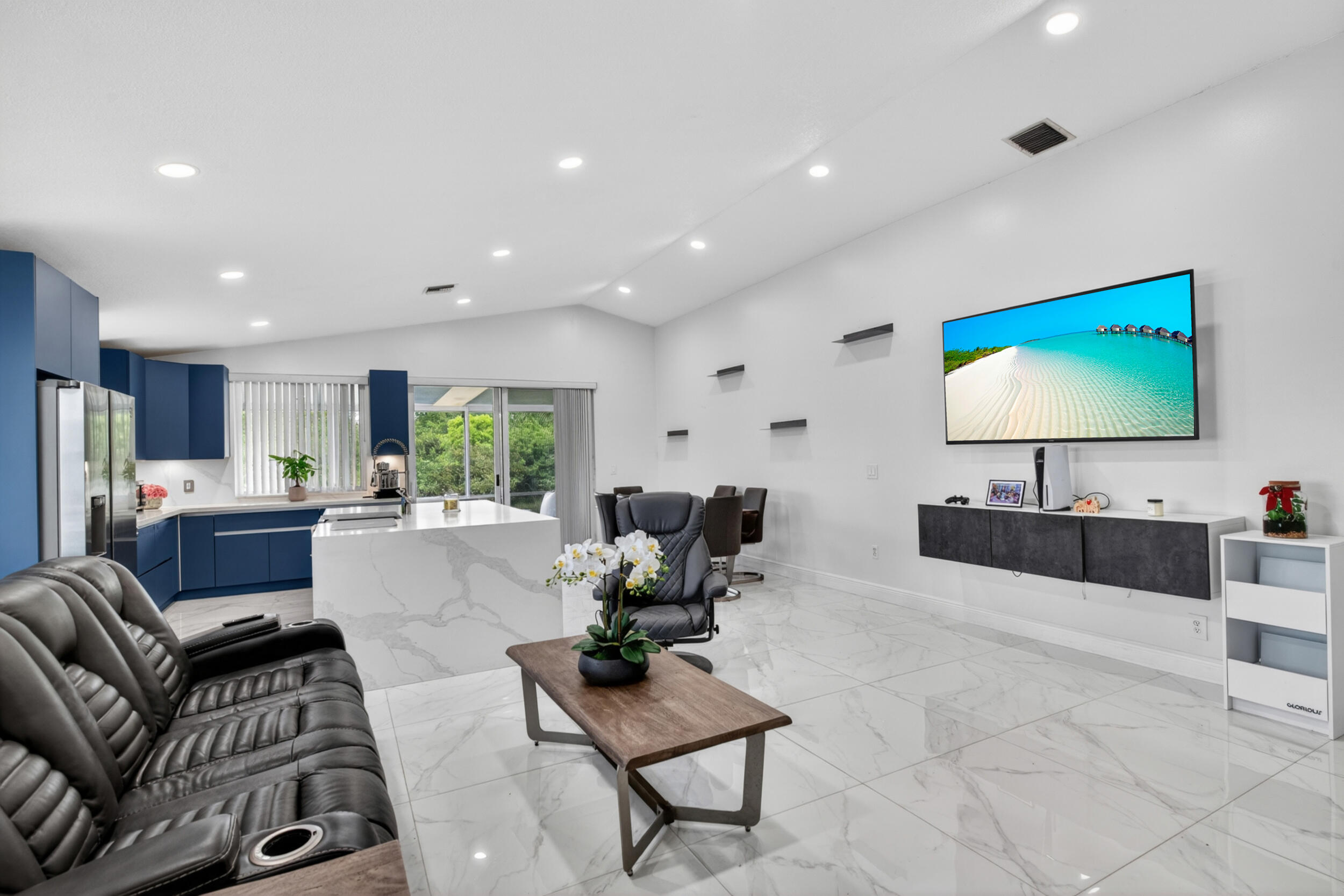 TOWNGATE - Residential