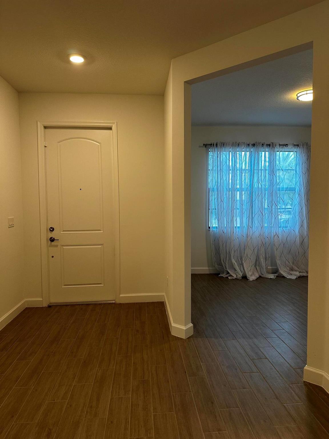 CRESTWOOD NORTH - Residential Lease