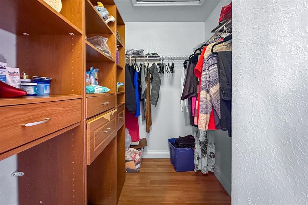 SHOMA TOWNHOMES AT KEYSCOVE CONDO - Residential