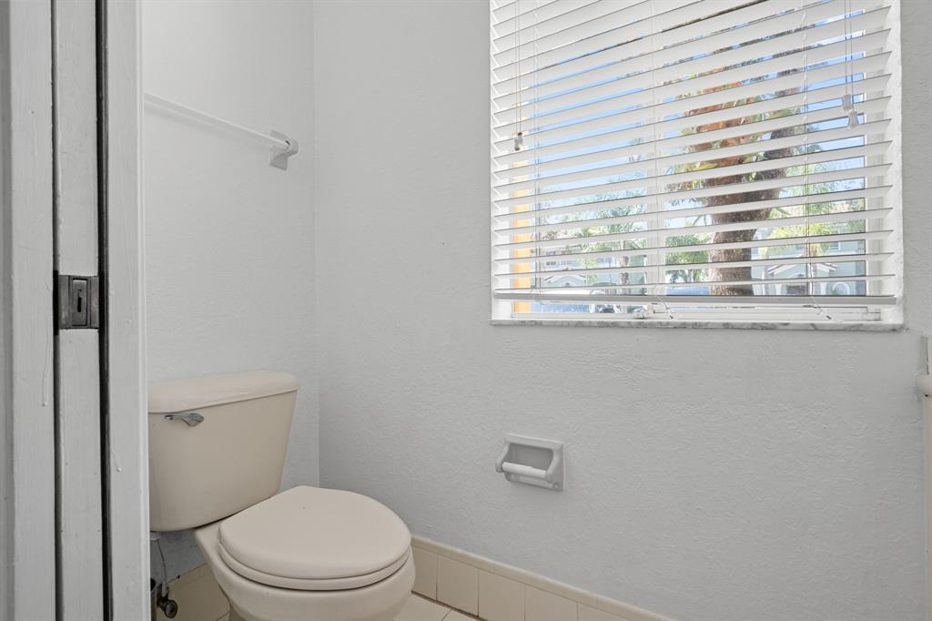 SHOMA TOWNHOMES AT KEYSCOVE CONDO - Residential