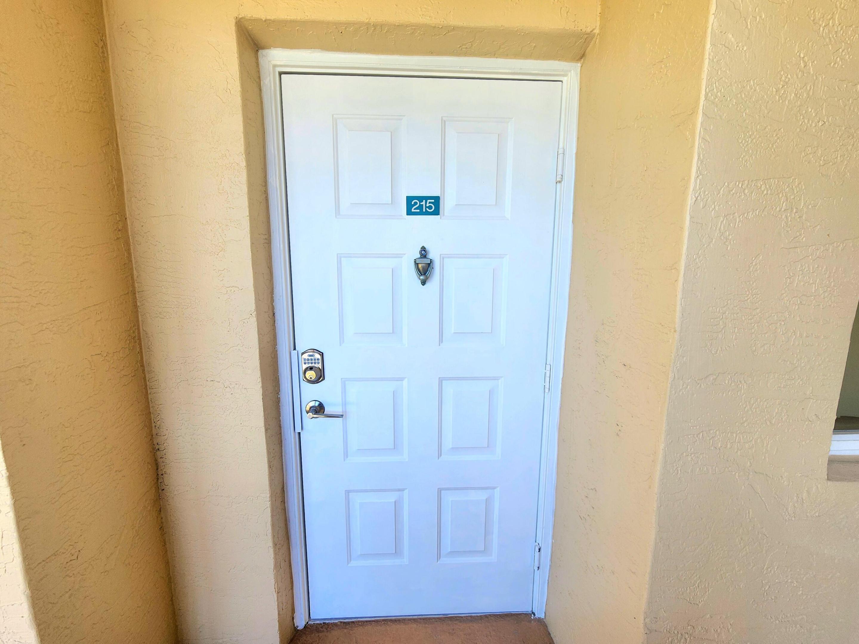 SOUTHAMPTON CONDOMINIUM H - Residential