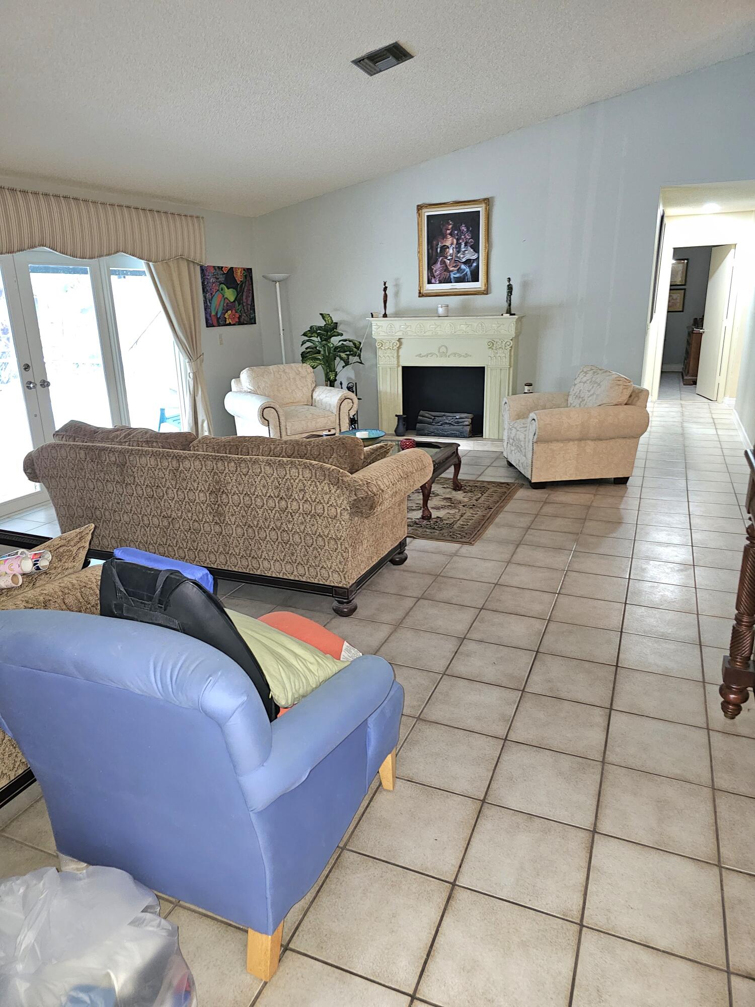 BOULEVARD WOODS NORTH - Residential