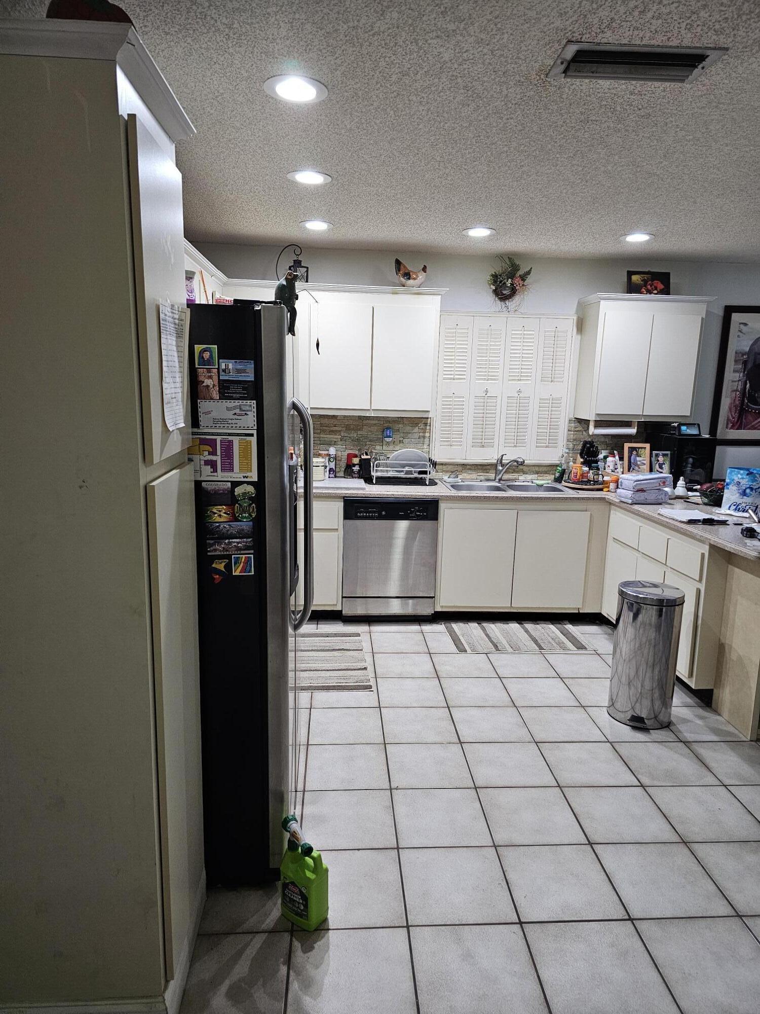 BOULEVARD WOODS NORTH - Residential