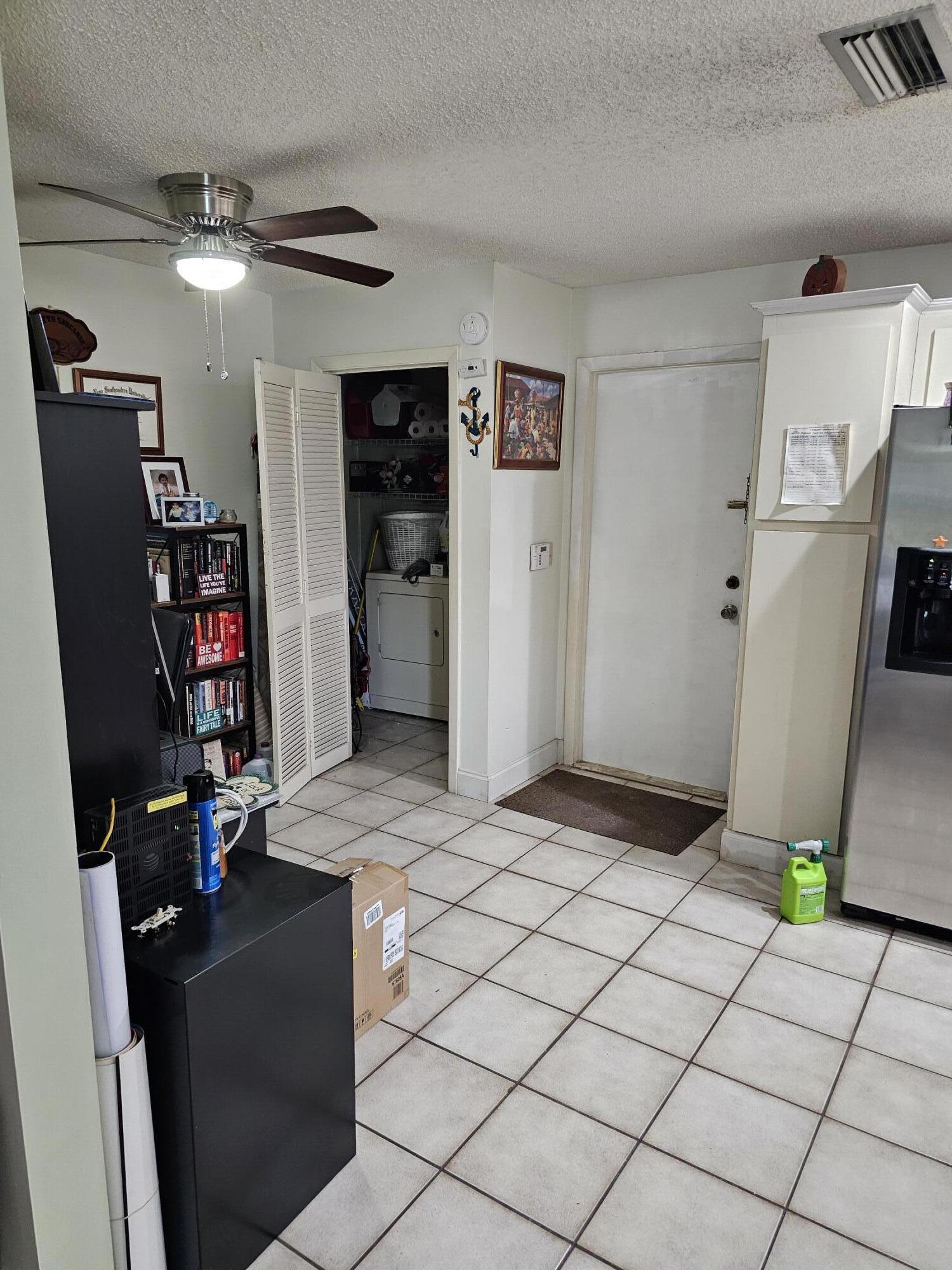 BOULEVARD WOODS NORTH - Residential