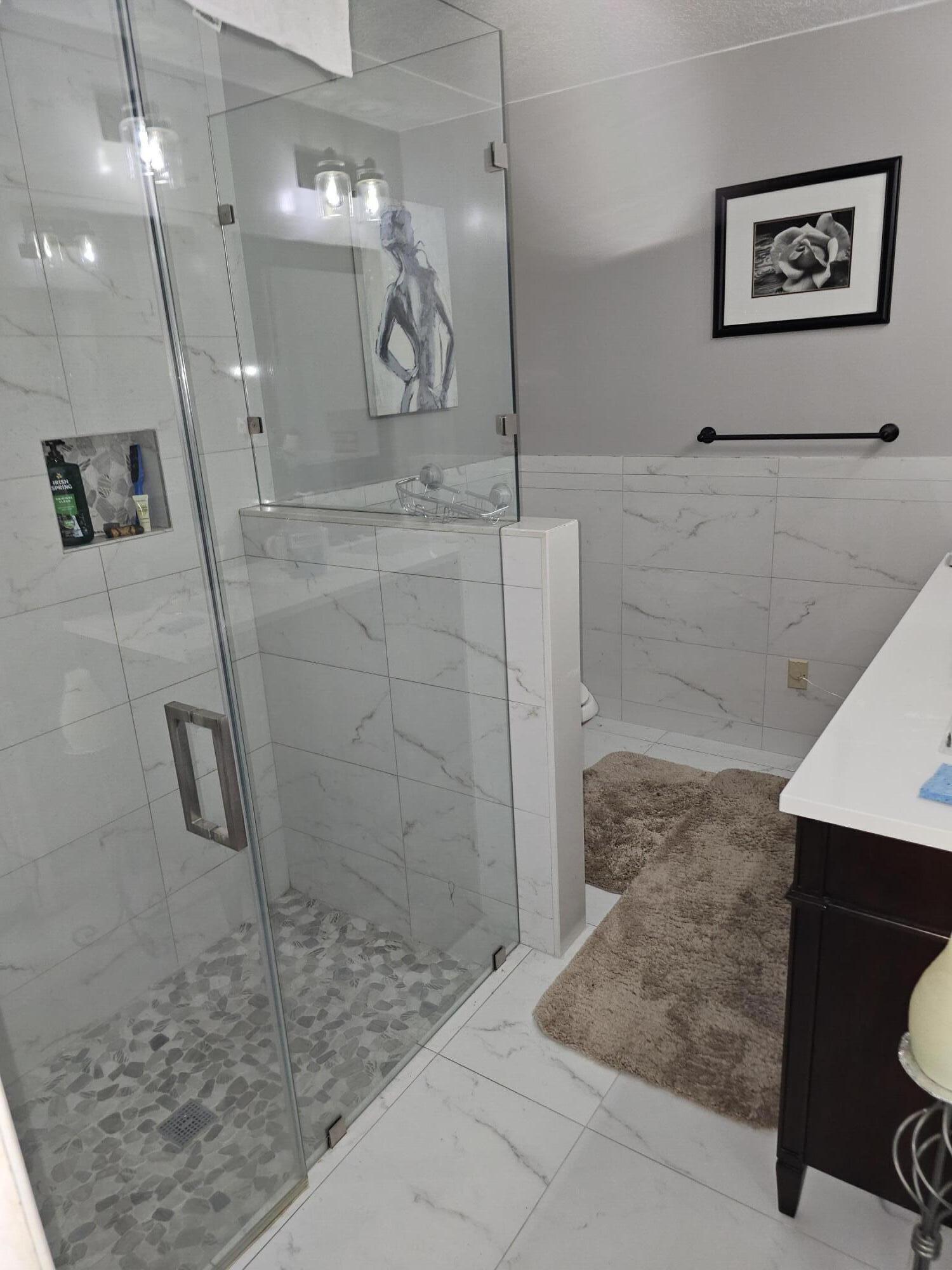 BOULEVARD WOODS NORTH - Residential