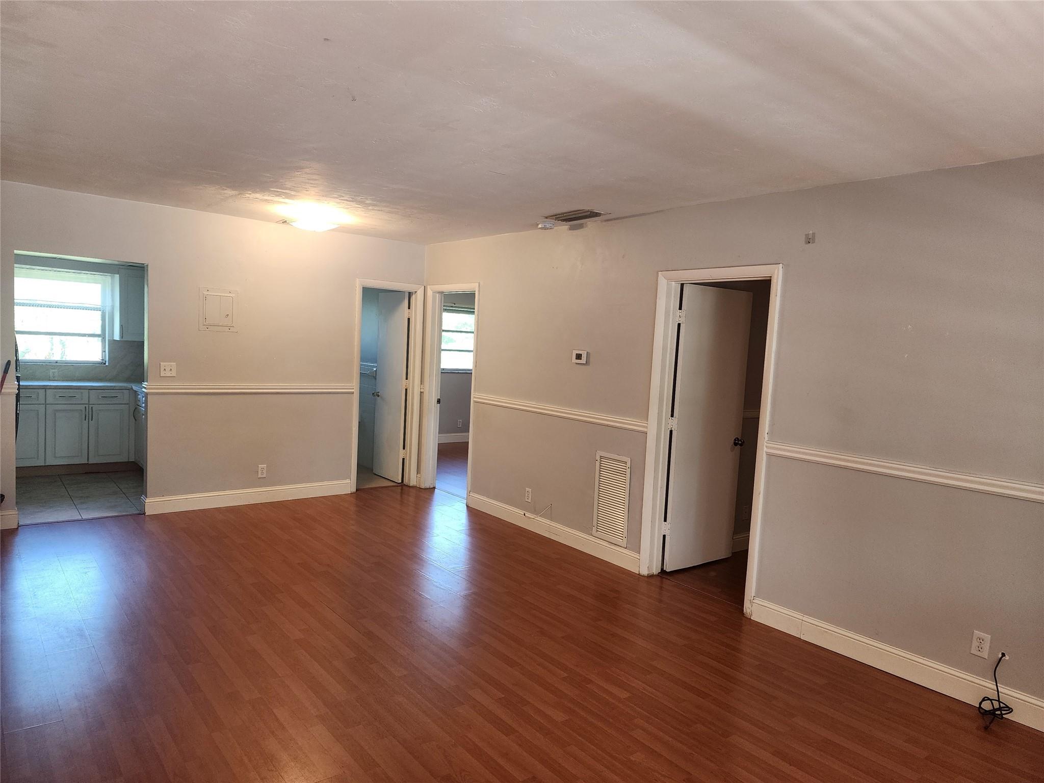 Oak Park II Condo - Residential Lease