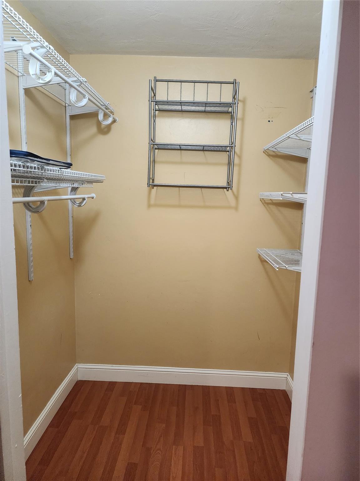 Oak Park II Condo - Residential Lease