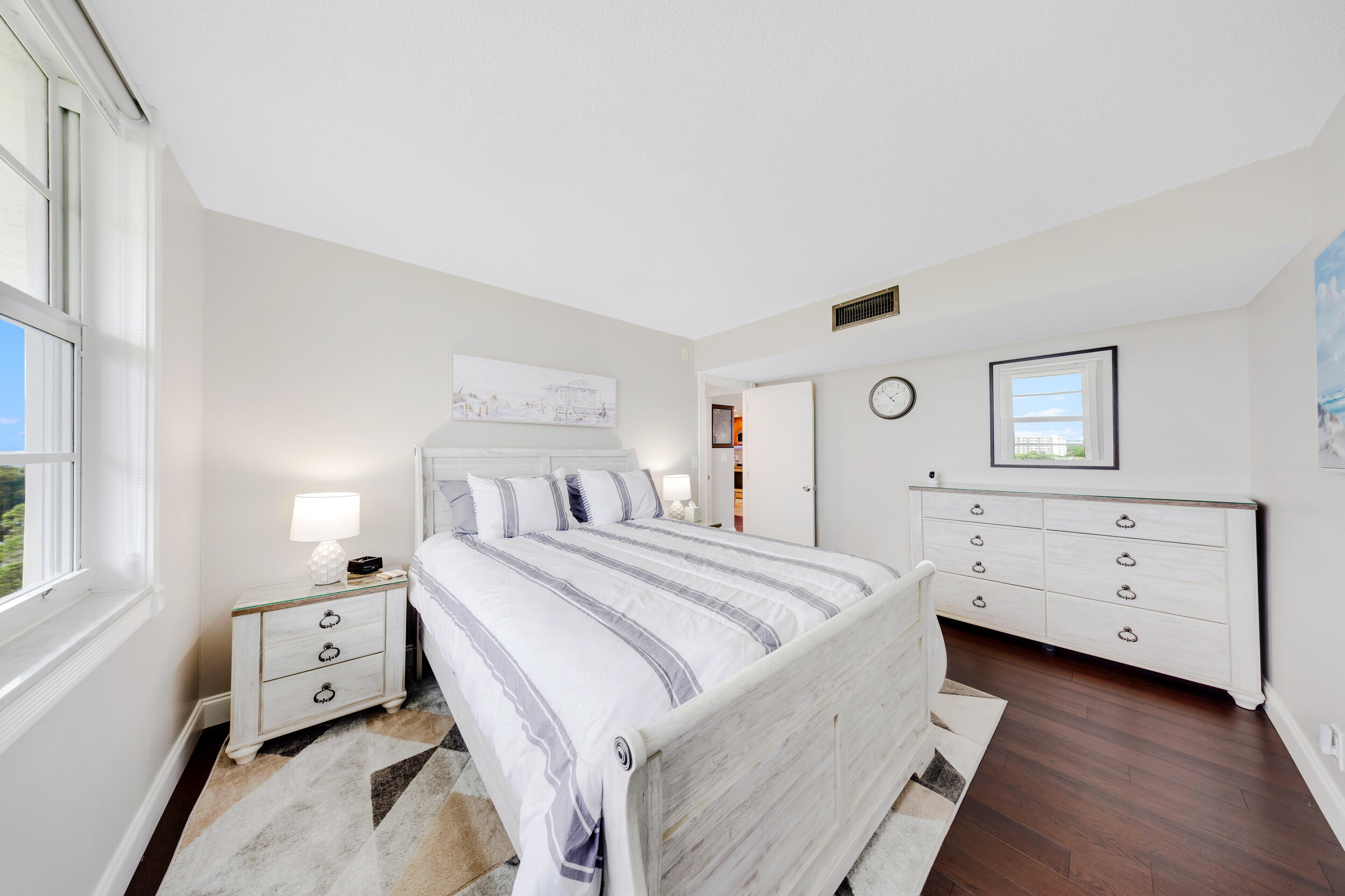 NO 40 PALM-AIRE COUNTRY CLUB - Residential Lease