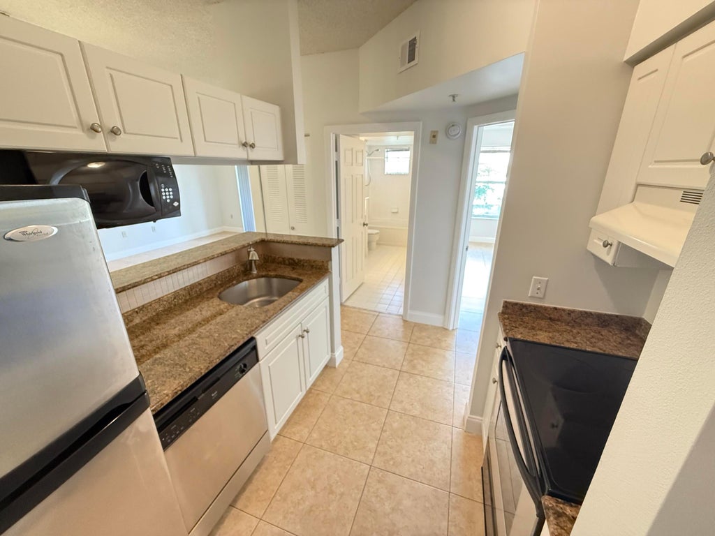 Photo of 1407 Tuscany Way #Ph 1407, Boynton Beach, FL 33435 (MLS # B26041825)