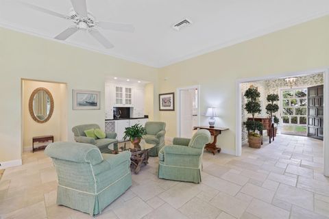 Single Family Residence in Village Of Golf FL 39 Country Road Rd 14.jpg