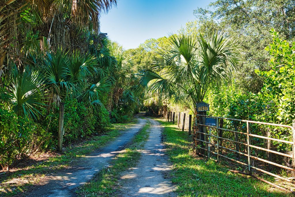 Photo of 17437 Jupiter Farms Road, Jupiter, FL 33478 (MLS # R11137267)