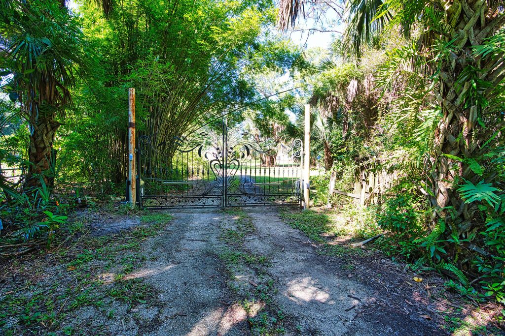 Photo of 17437 Jupiter Farms Road, Jupiter, FL 33478 (MLS # R11137267)