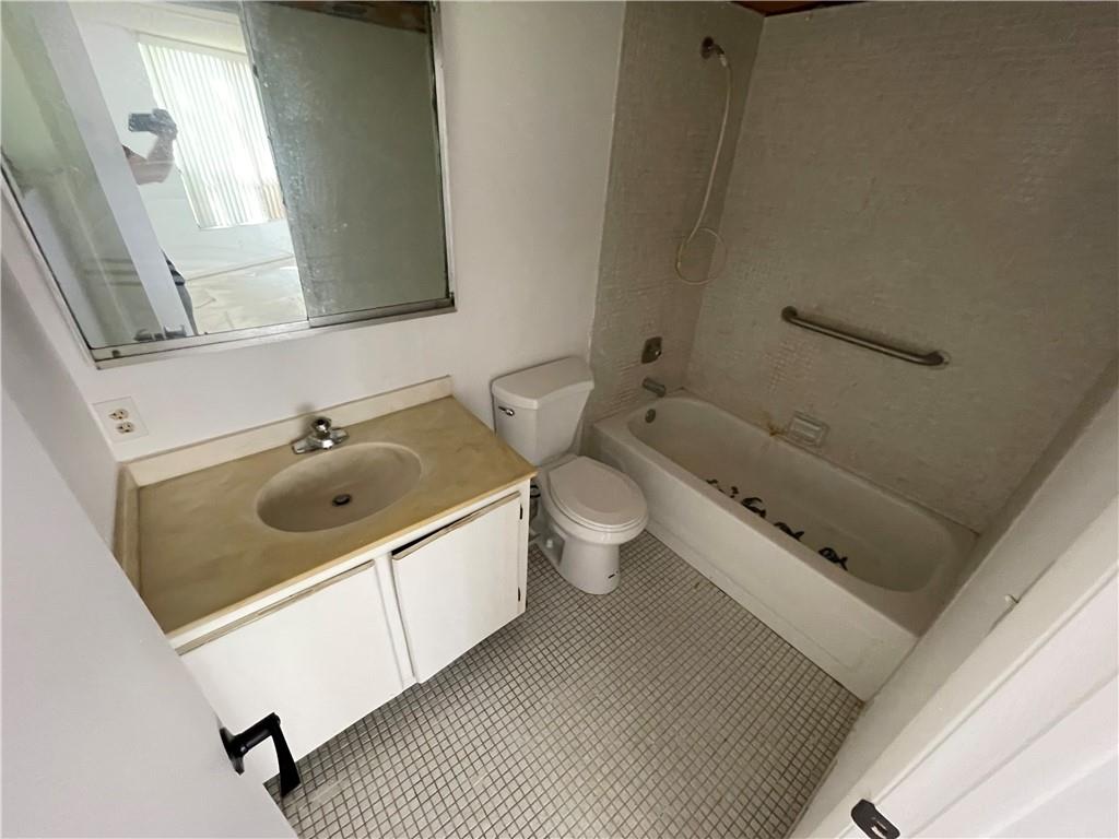 CONCORD VILLAGE CONDO - Residential