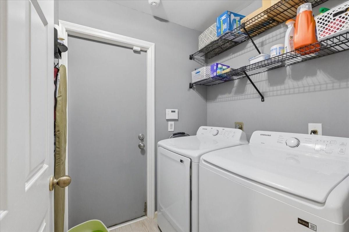 PINE RIDGE AT DELRAY BEAC - Residential