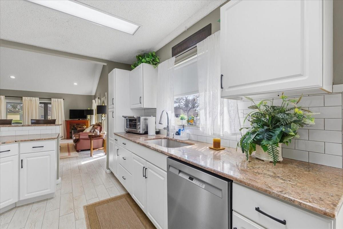 PINE RIDGE AT DELRAY BEAC - Residential