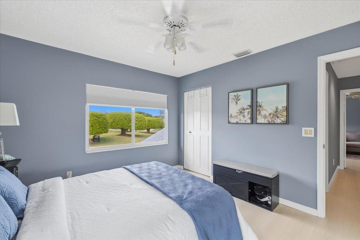 PINE RIDGE AT DELRAY BEAC - Residential