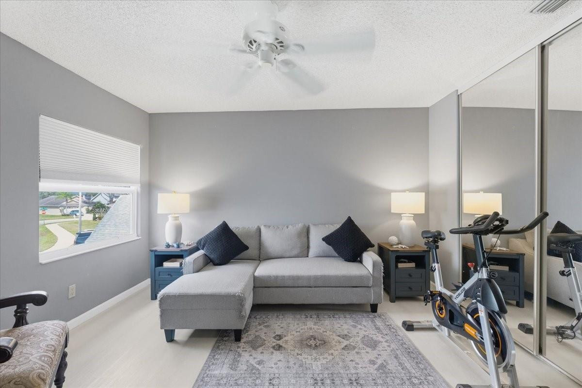 PINE RIDGE AT DELRAY BEAC - Residential