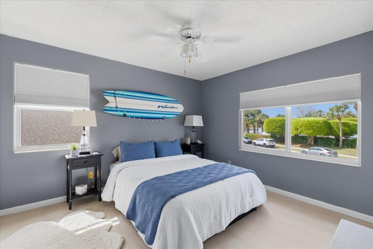 PINE RIDGE AT DELRAY BEAC - Residential