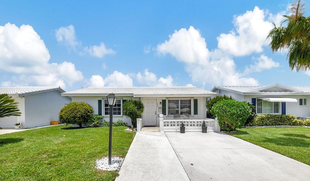 Photo of 1821 SW Congress Boulevard, Boynton Beach, FL 33426 (MLS # R11006788)