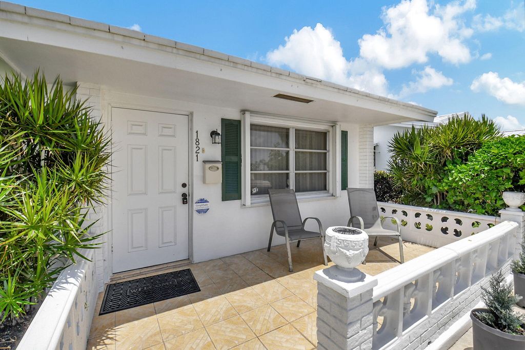 Photo of 1821 SW Congress Boulevard, Boynton Beach, FL 33426 (MLS # R11006788)